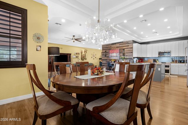 661 W RHEA Road, San Tan Valley, AZ 85143