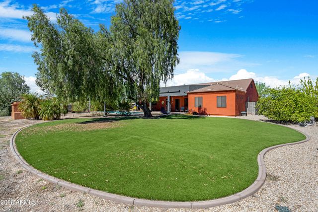 661 W RHEA Road, San Tan Valley, AZ 85143