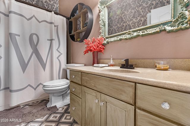 661 W RHEA Road, San Tan Valley, AZ 85143