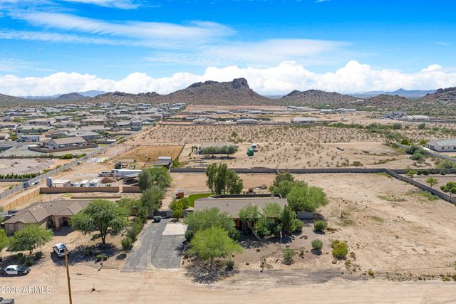 661 W RHEA Road, San Tan Valley, AZ 85143