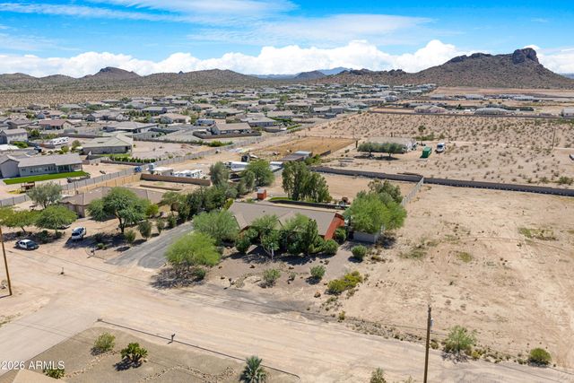 661 W RHEA Road, San Tan Valley, AZ 85143