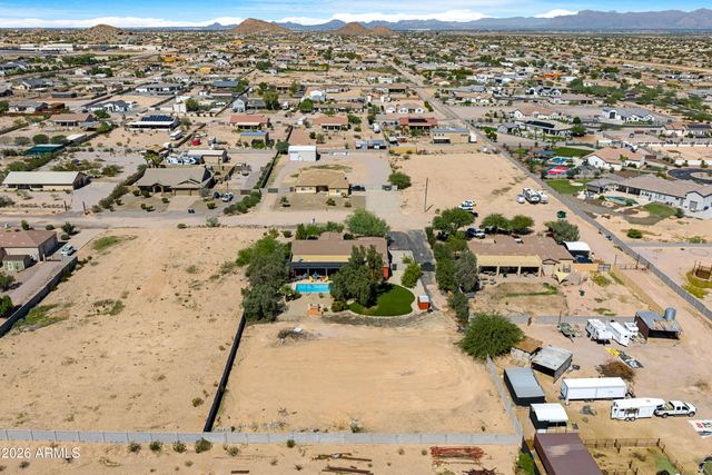 661 W RHEA Road, San Tan Valley, AZ 85143