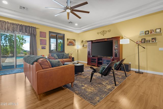 661 W RHEA Road, San Tan Valley, AZ 85143