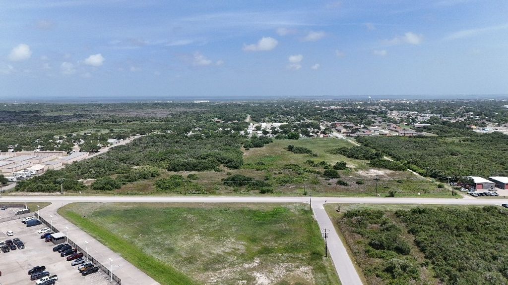 485 N Ave A, Aransas Pass, TX 78336 — photo 3