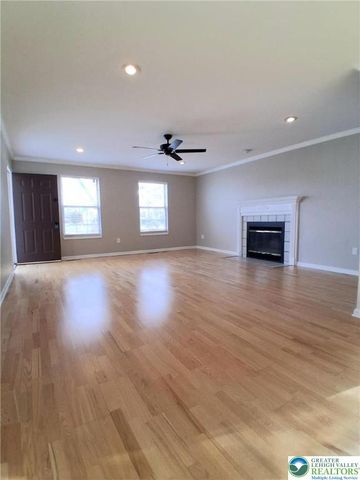 1607 Briarwood Lane A, Bethlehem Twp, PA 18020