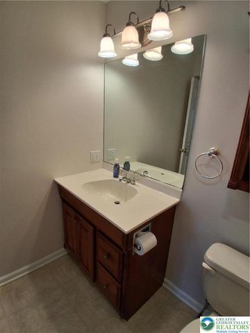 1607 Briarwood Lane A, Bethlehem Twp, PA 18020