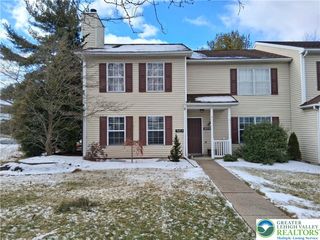 1607 Briarwood Lane A, Bethlehem Twp, PA 18020
