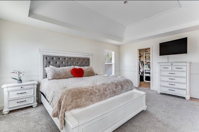 823 S Surrey Lane, Maize, KS 67101