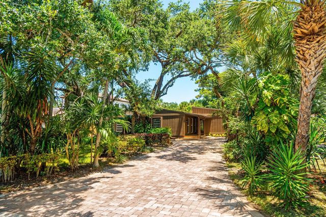 1051 SW 21st Street, Boca Raton, FL 33486