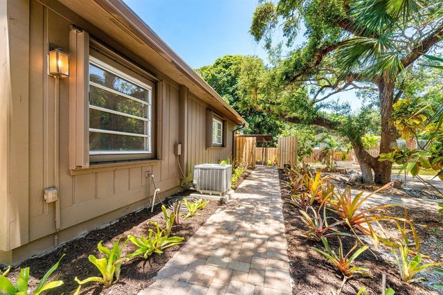1051 SW 21st Street, Boca Raton, FL 33486