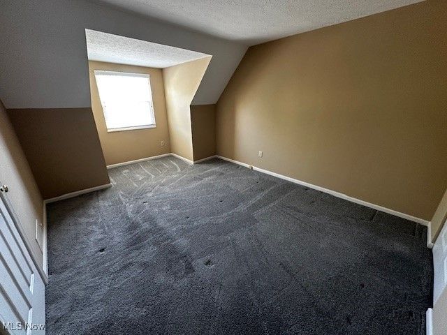 122 Bayberry Lane, Bedford, OH 44146