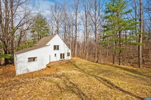 3955 TAYLORS MOUNTAIN FARM LN, Charlottesville, VA 22903