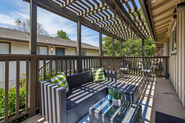 99 Sherland Avenue D, Mountain View, CA 94043