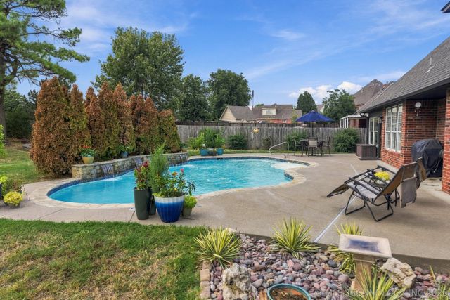 9408 N 132nd East Avenue, Owasso, OK 74055