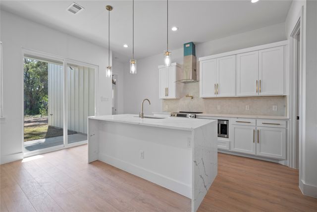 2228 Echo Lake Drive, Dallas, TX 75253