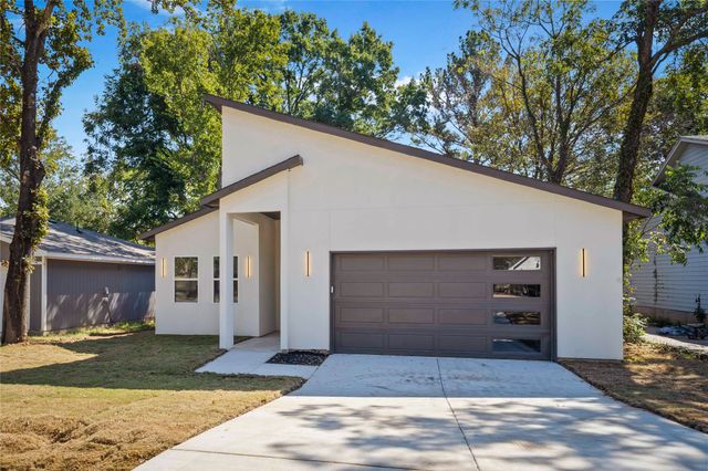 2228 Echo Lake Drive, Dallas, TX 75253