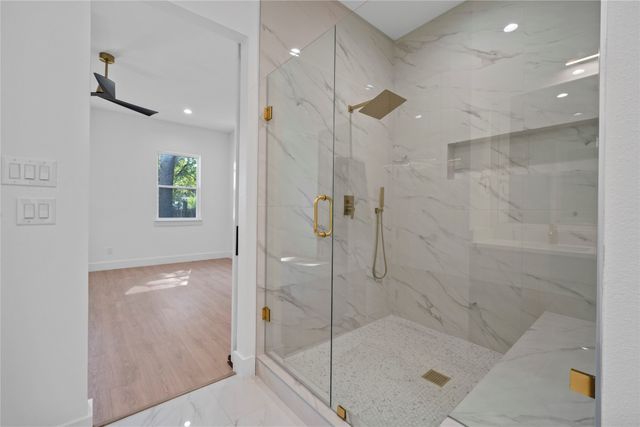 2228 Echo Lake Drive, Dallas, TX 75253