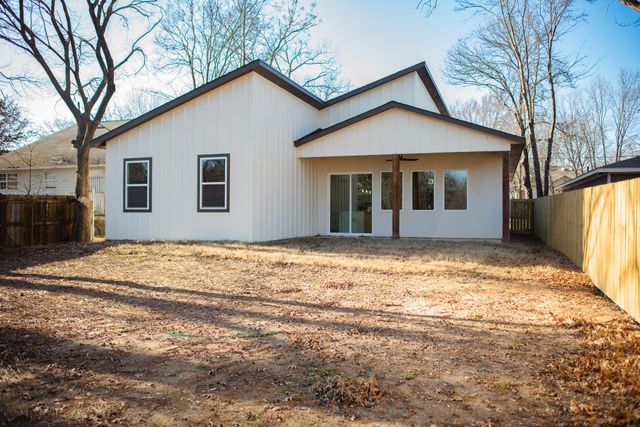 2228 Echo Lake Drive, Dallas, TX 75253