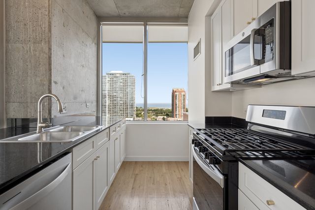 1720 S MICHIGAN Avenue 1601, Chicago, IL 60616