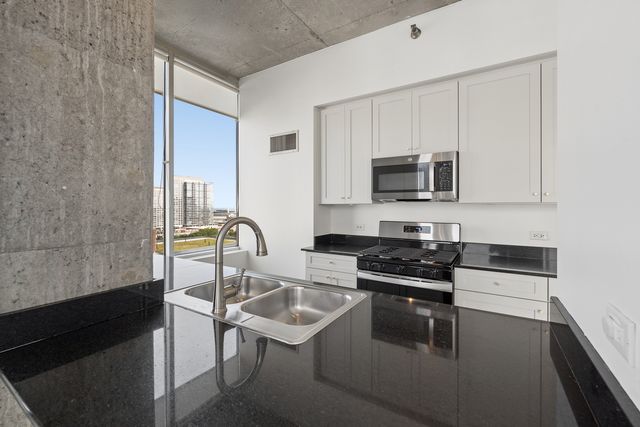 1720 S MICHIGAN Avenue 1601, Chicago, IL 60616
