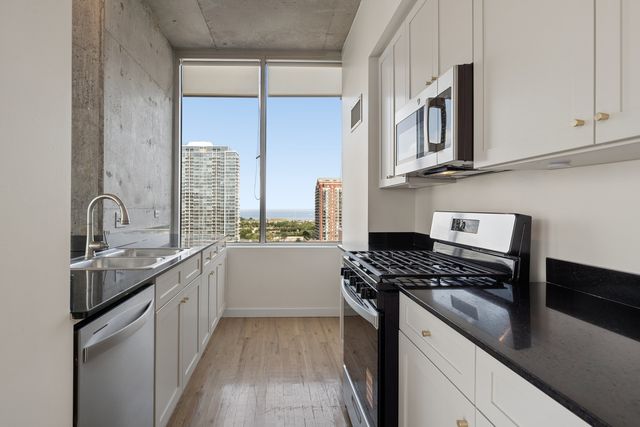 1720 S MICHIGAN Avenue 1601, Chicago, IL 60616