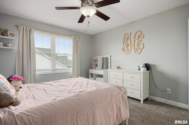 3903 W HEARTHWOOD Drive, Dunlap, IL 61525