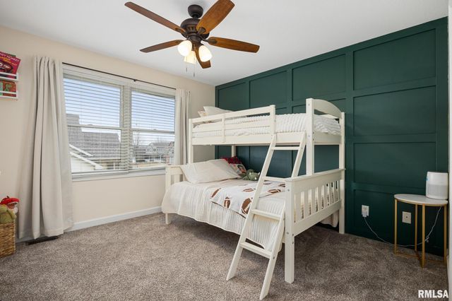 3903 W HEARTHWOOD Drive, Dunlap, IL 61525