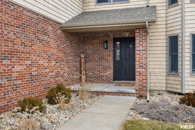 3903 W HEARTHWOOD Drive, Dunlap, IL 61525