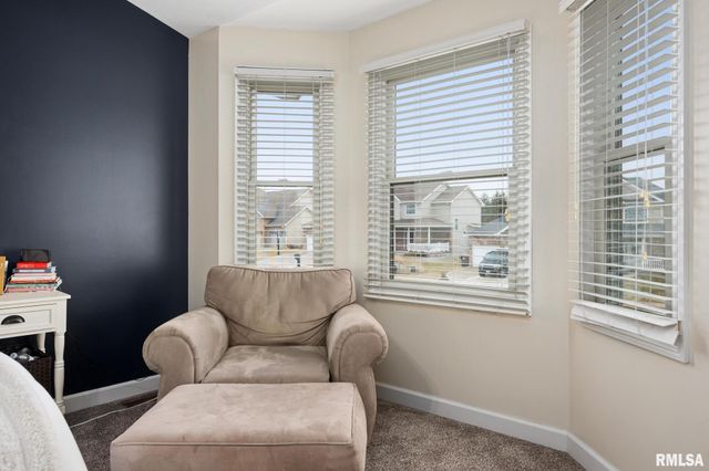 3903 W HEARTHWOOD Drive, Dunlap, IL 61525