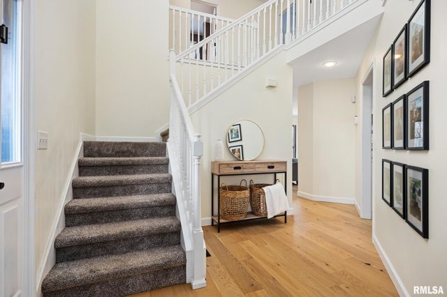 3903 W HEARTHWOOD Drive, Dunlap, IL 61525