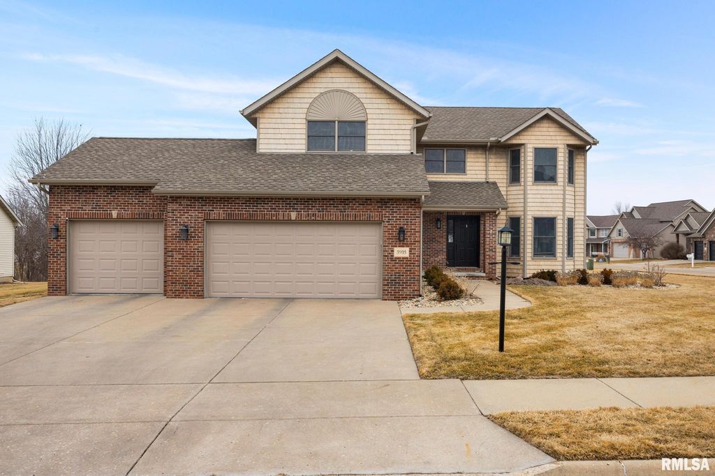 3903 W HEARTHWOOD Drive, Dunlap, IL 61525