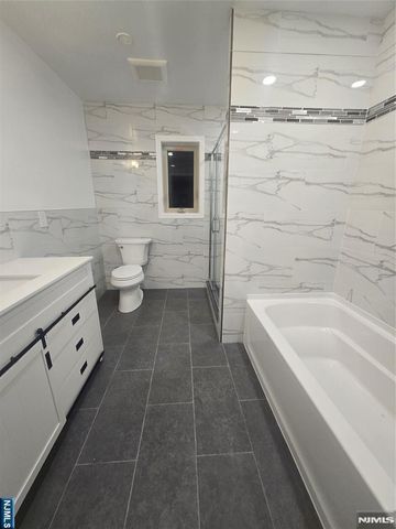 25 Winant Avenue, Ridgefield Park, NJ 07660