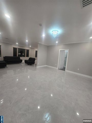 25 Winant Avenue, Ridgefield Park, NJ 07660