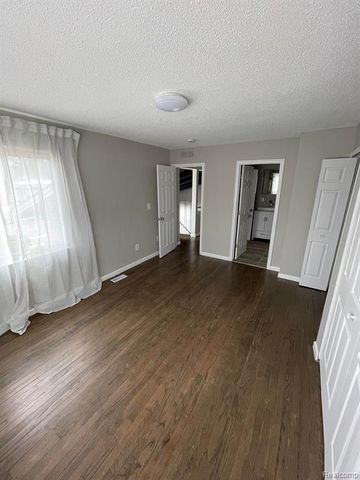 16503 Linwood Street, Detroit, MI 48221