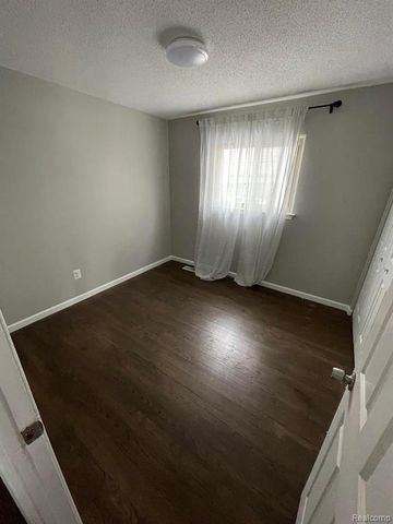 16503 Linwood Street, Detroit, MI 48221