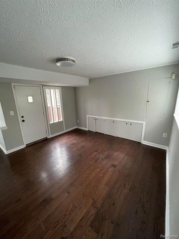 16503 Linwood Street, Detroit, MI 48221