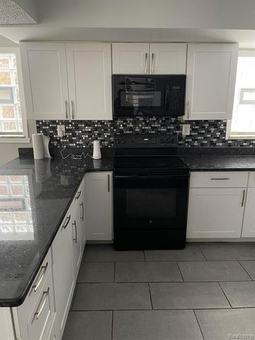 16503 Linwood Street, Detroit, MI 48221