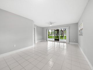 550 SW 137 Avenue L114, Pembroke Pines, FL 33027