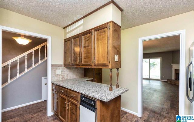 493 CEDAR CREST DRIVE, Hoover, AL 35216