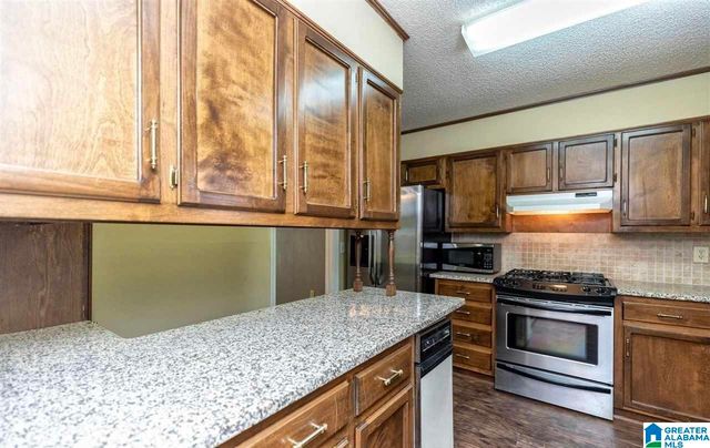 493 CEDAR CREST DRIVE, Hoover, AL 35216