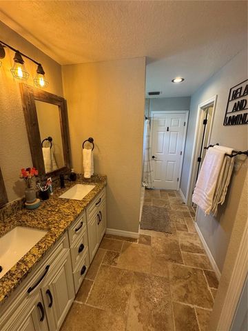 1378 E LAKE SHORE BOULEVARD, Kissimmee, FL 34744