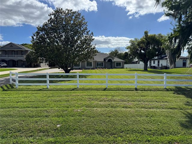 1378 E LAKE SHORE BOULEVARD, Kissimmee, FL 34744