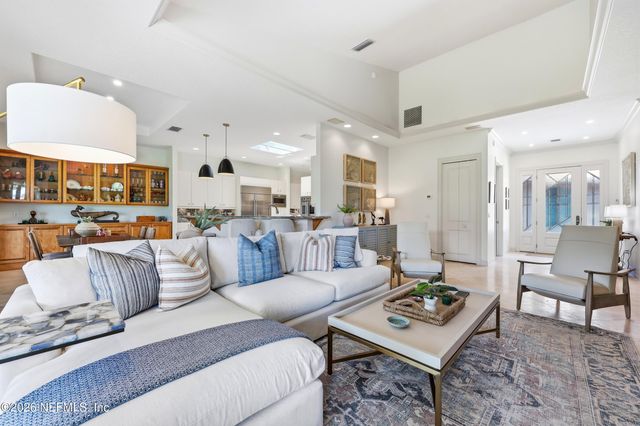 240 LAUREL Lane, Ponte Vedra Beach, FL 32082