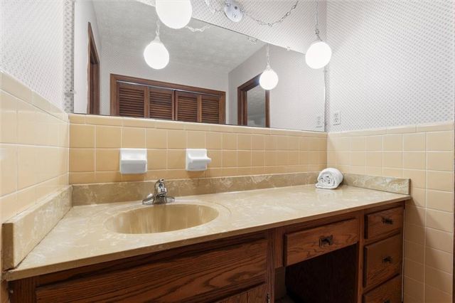 2932 Village Drive, Marietta, GA 30062