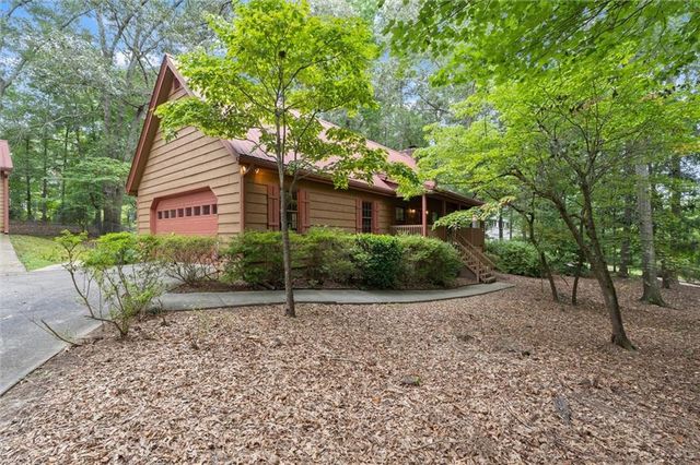 2932 Village Drive, Marietta, GA 30062