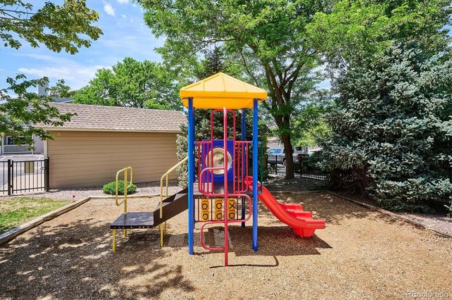8437 Thunder Ridge Way 103, Highlands Ranch, CO 80126