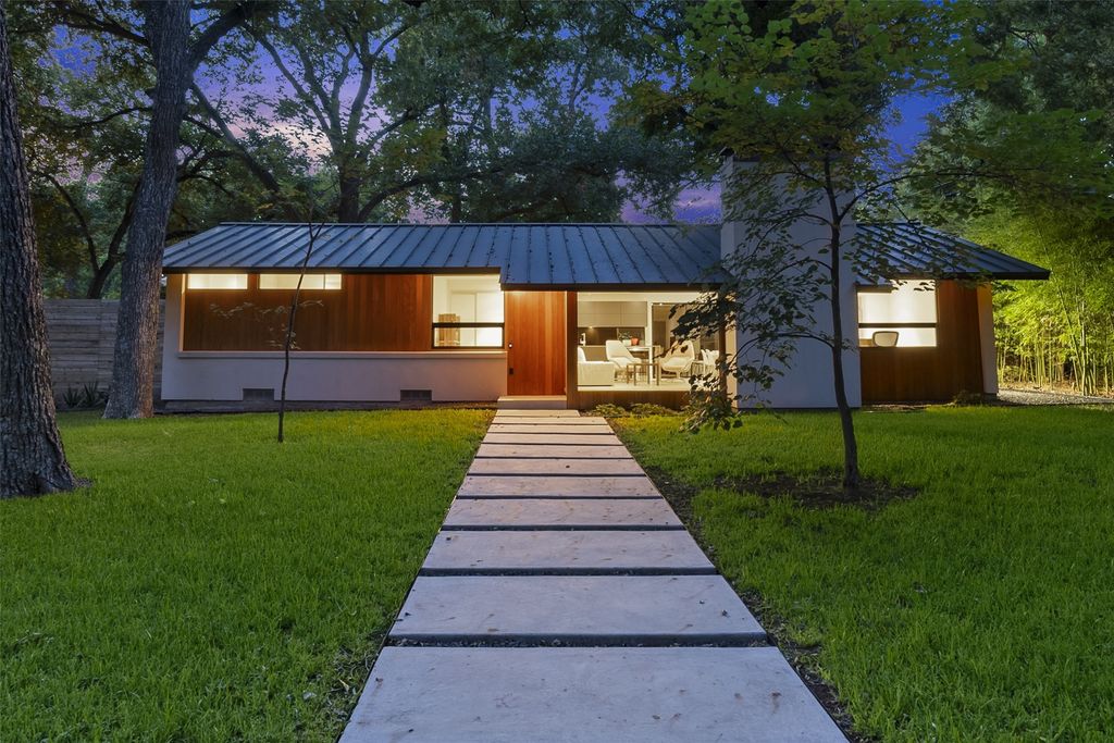 8571 Eustis Avenue, Dallas, TX 75218