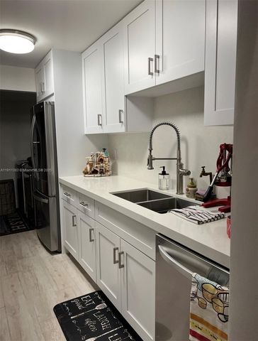 1703 SW 131st Place Cir S, Miami, FL 33175