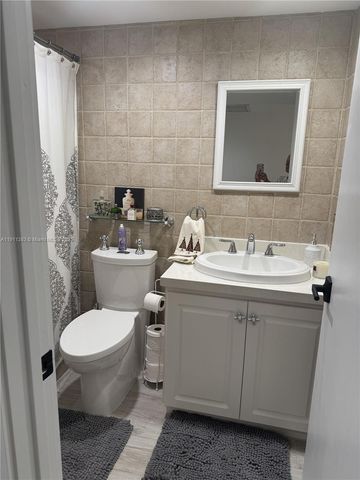 1703 SW 131st Place Cir S, Miami, FL 33175