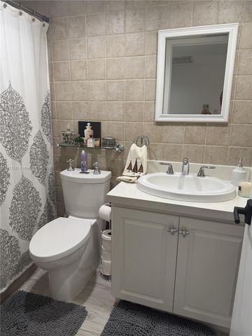 1703 SW 131st Place Cir S, Miami, FL 33175